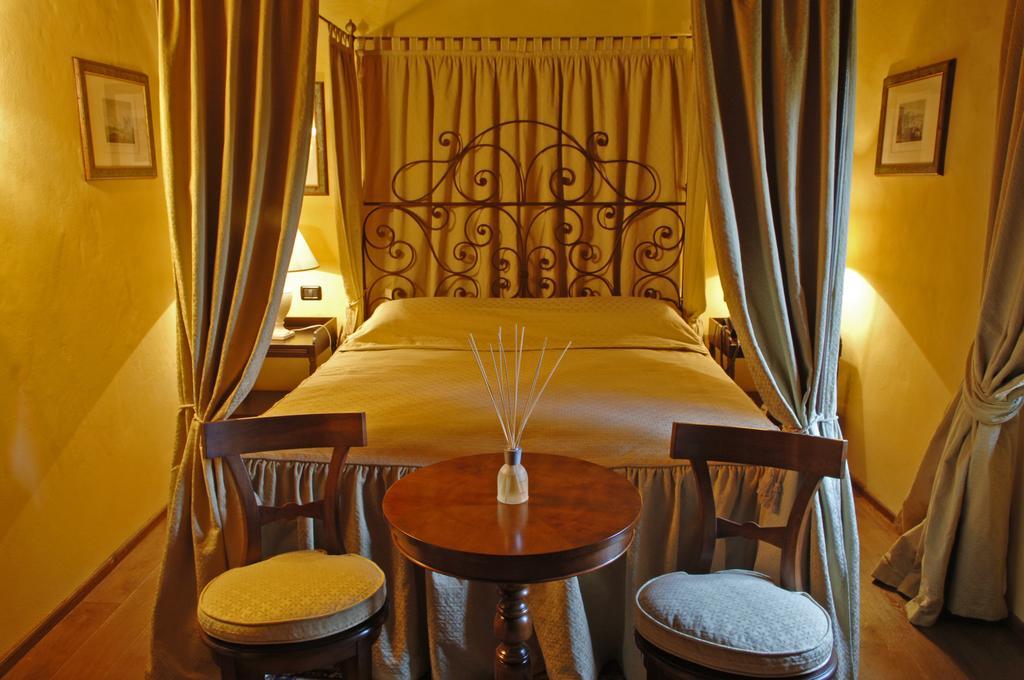 Hotel Torre Di San Martino 3*